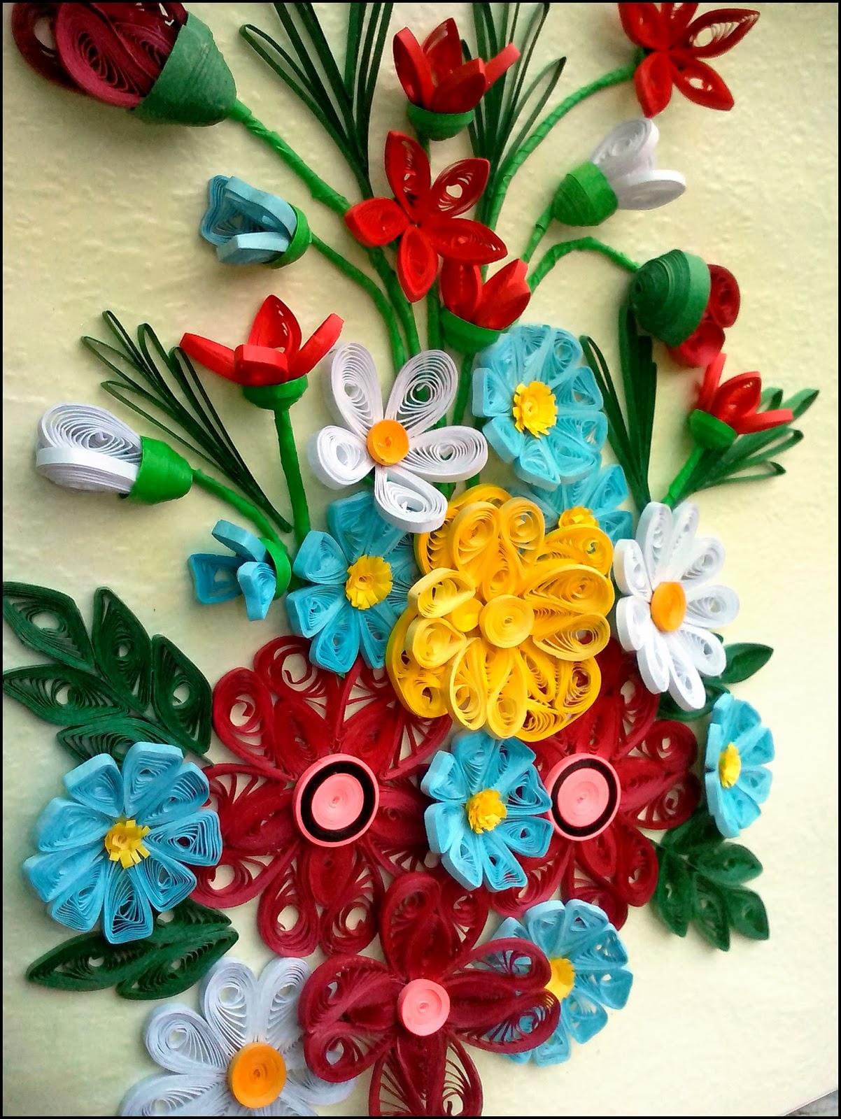 ...A ROOM FOR MY PAPER QUILLING QUILLED FLOWER ARRANGEMENT