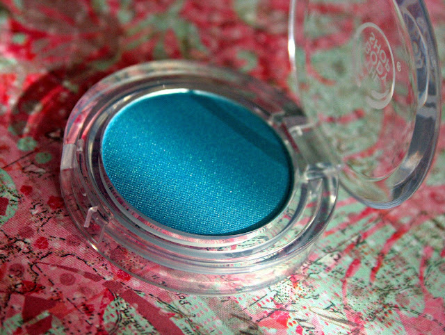 The Body Shop Spring 2013 Collection Colour Crush Eye Shadow in Something Blue