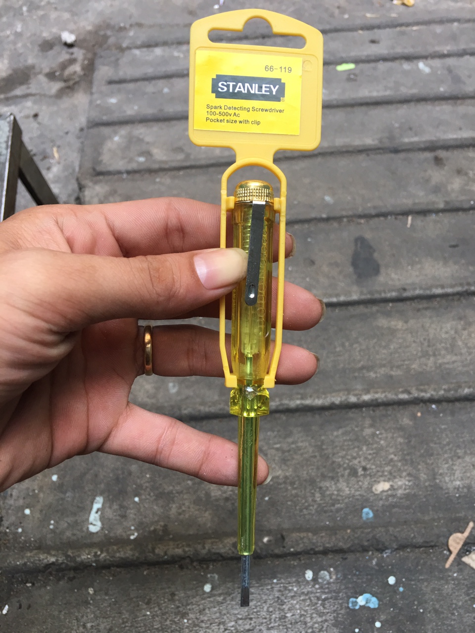 6k - Bút thử điện Stanley giá sỉ và lẻ rẻ nhất 6k - Bút thử điện Stanley giá sỉ và lẻ rẻ nhất
