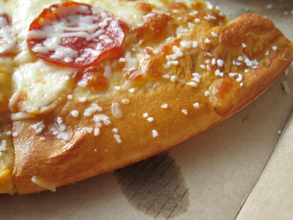 Review Little Caesars Soft Pretzel Crust Pizza