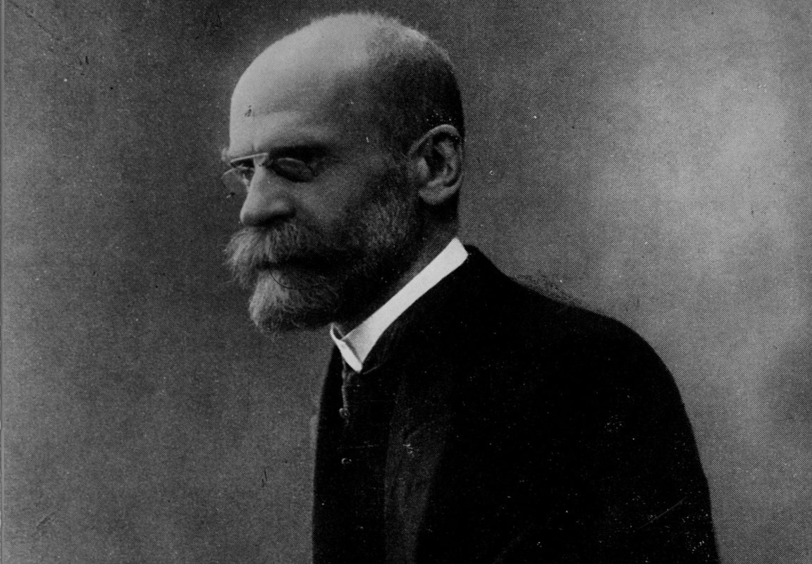 Sosiologian: Klasifikasi Kelompok Sosial Menurut Emile Durkheim