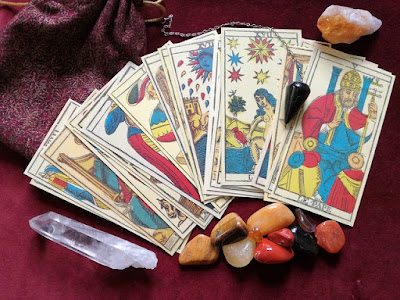 Tarot Reading as a Psychological Tool Tarot Reading as a Psychological Tool