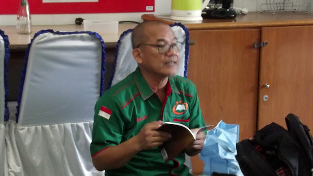 Kak Agus DS, membedah Buku "Motivasi Mendongeng" yang terjual lebih dari 700 buku dalam 1 Bulan