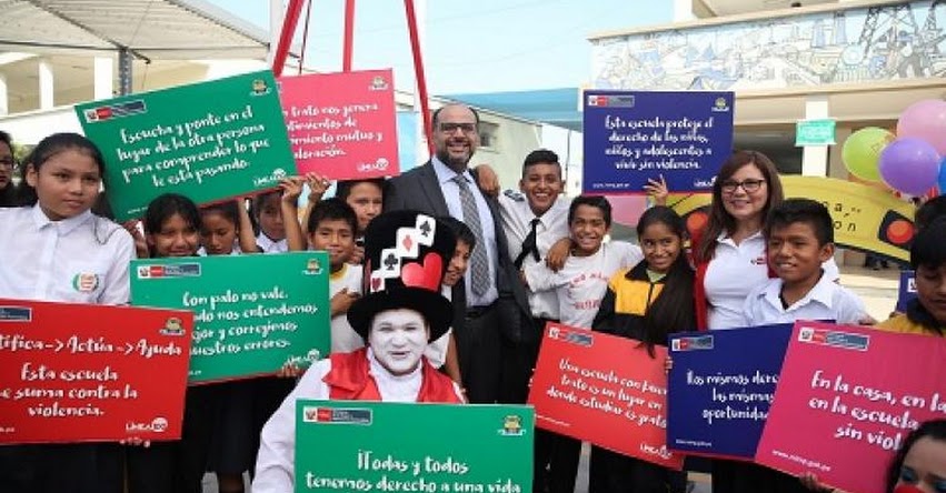 MINEDU y MIMP refuerzan la convivencia escolar para prevenir violencia en los colegios - www.minedu.gob.pe MINEDU y MIMP refuerzan la convivencia escolar para prevenir violencia en los colegios - www.minedu.gob.pe