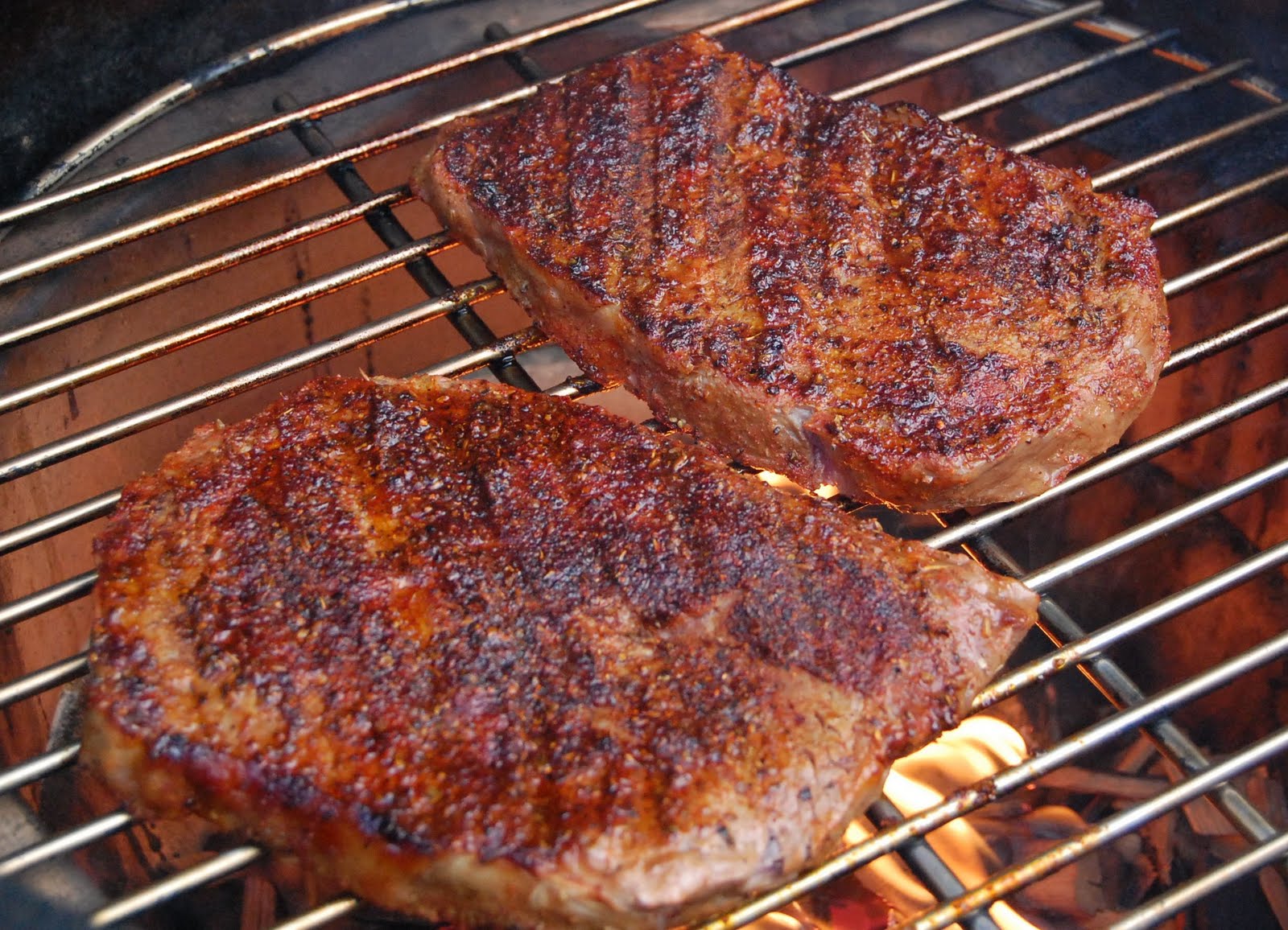 Bobby Flay Everyday! St. Francis 2011 & Bobby's DryRub and BBQ Sauce