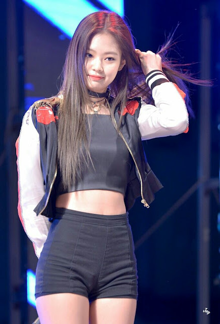 Blackpink Jennie Drops Jaws With Her Perfect Figure! | Daily K Pop News