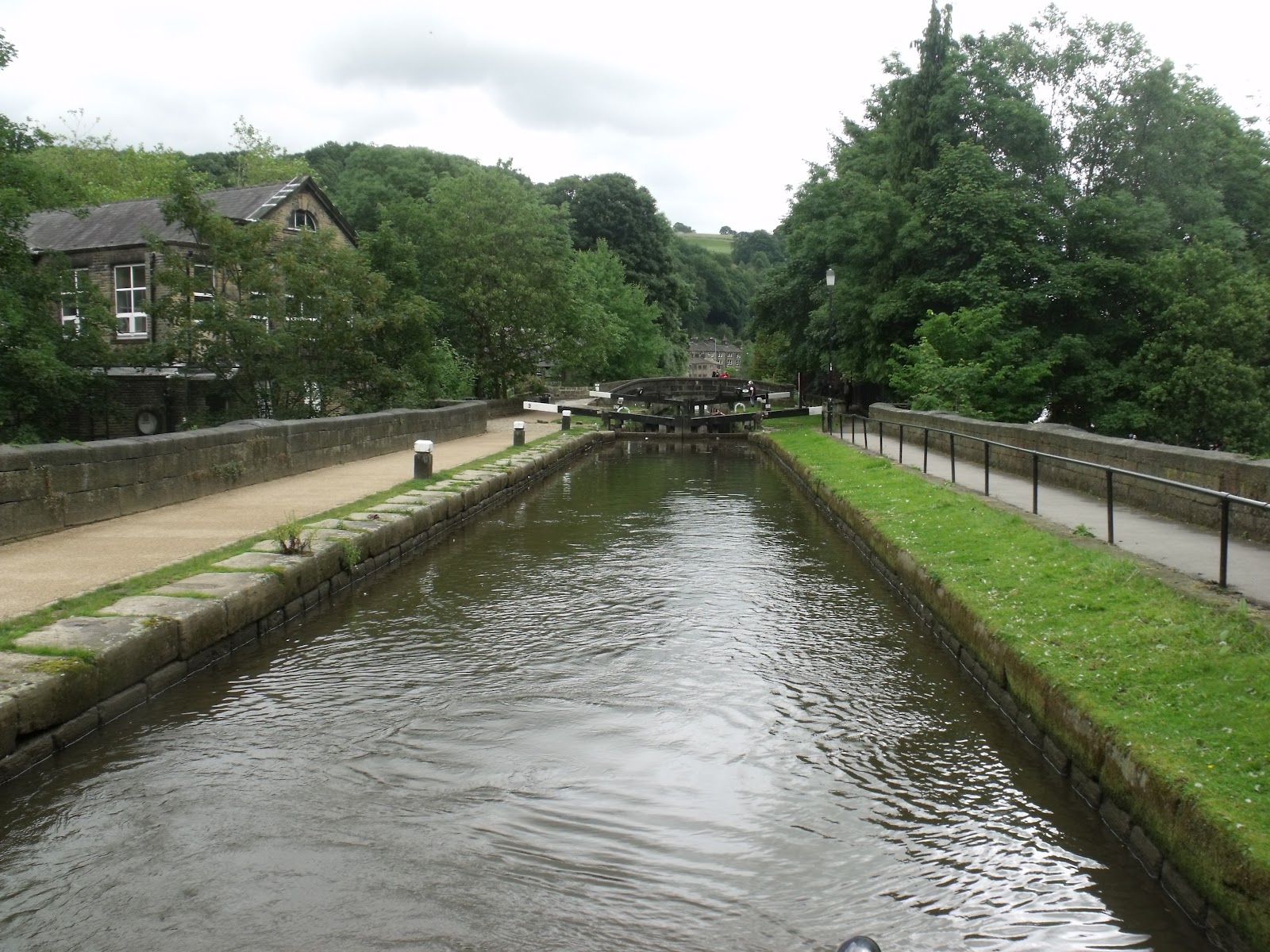 PATIENCE AND HER TRAVELS: Friday June 29th, Hebden Bridge - Todmorden