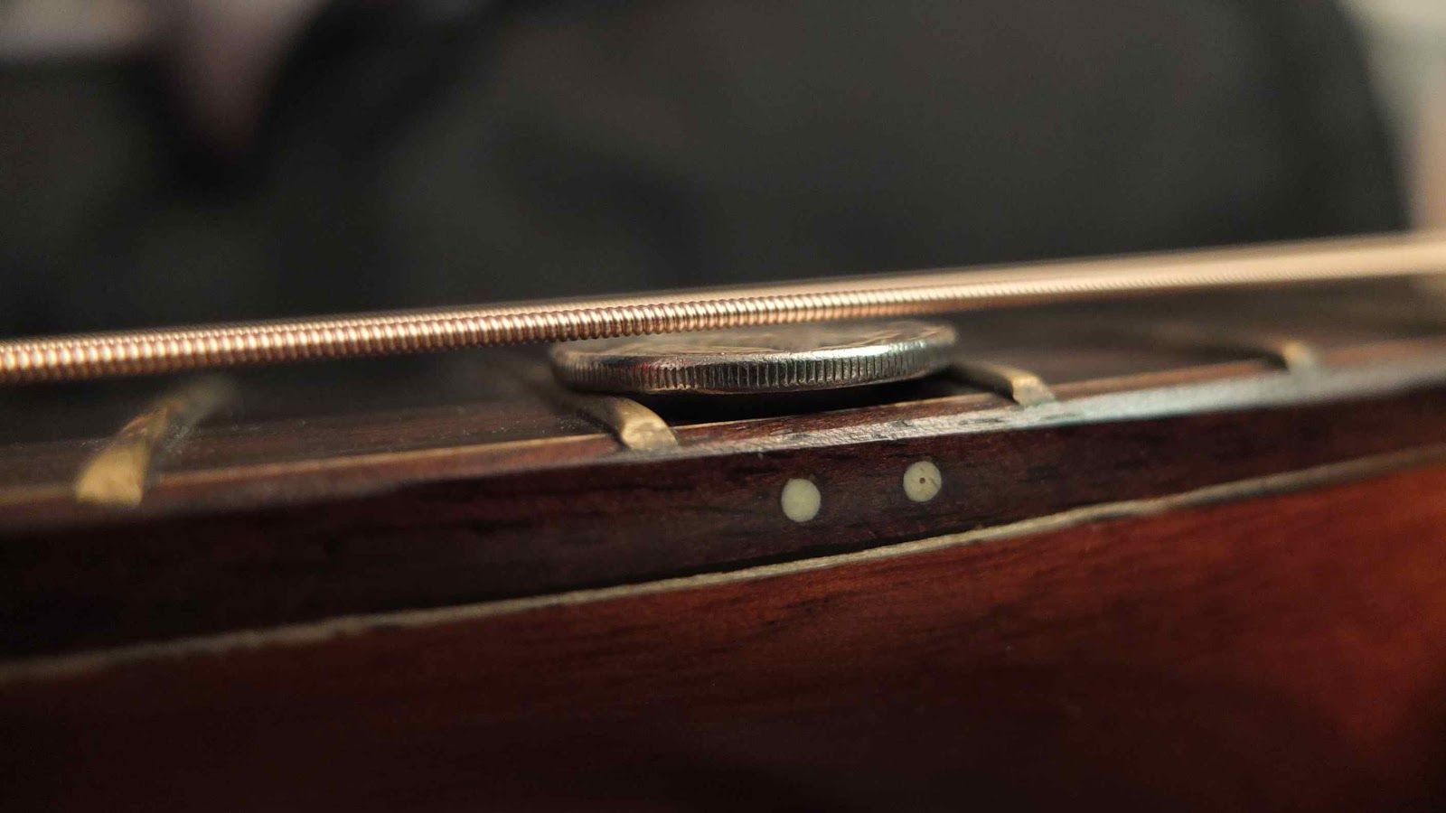 Guitaring Passionately Bite Size Tips 004A Buzzing No More!