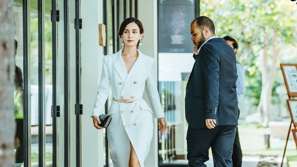 China Entertainment News China Box Office Celina Jade S Mrs Money Wins Pre Holiday Weekend china entertainment news