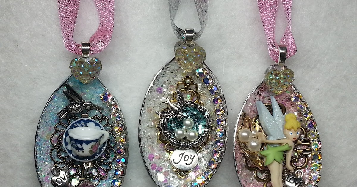 HappyBird's Glitter Nest Sparkly Plastic Spoon Ornaments From Dollar Tree! Amazing!