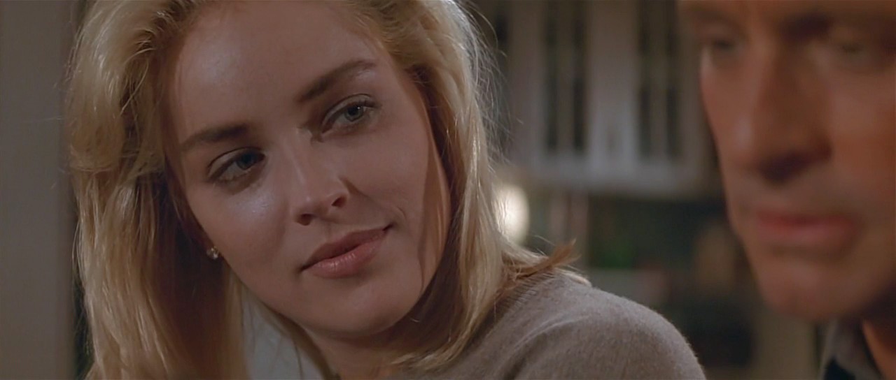 Sharon stone basic instinct 1992. Основной инстинкт 1992 шерон стоун. Шерон стоун основной инстинкт. Инстинкт без регистрации. Шэрон стоун основной инстинкт 4к.