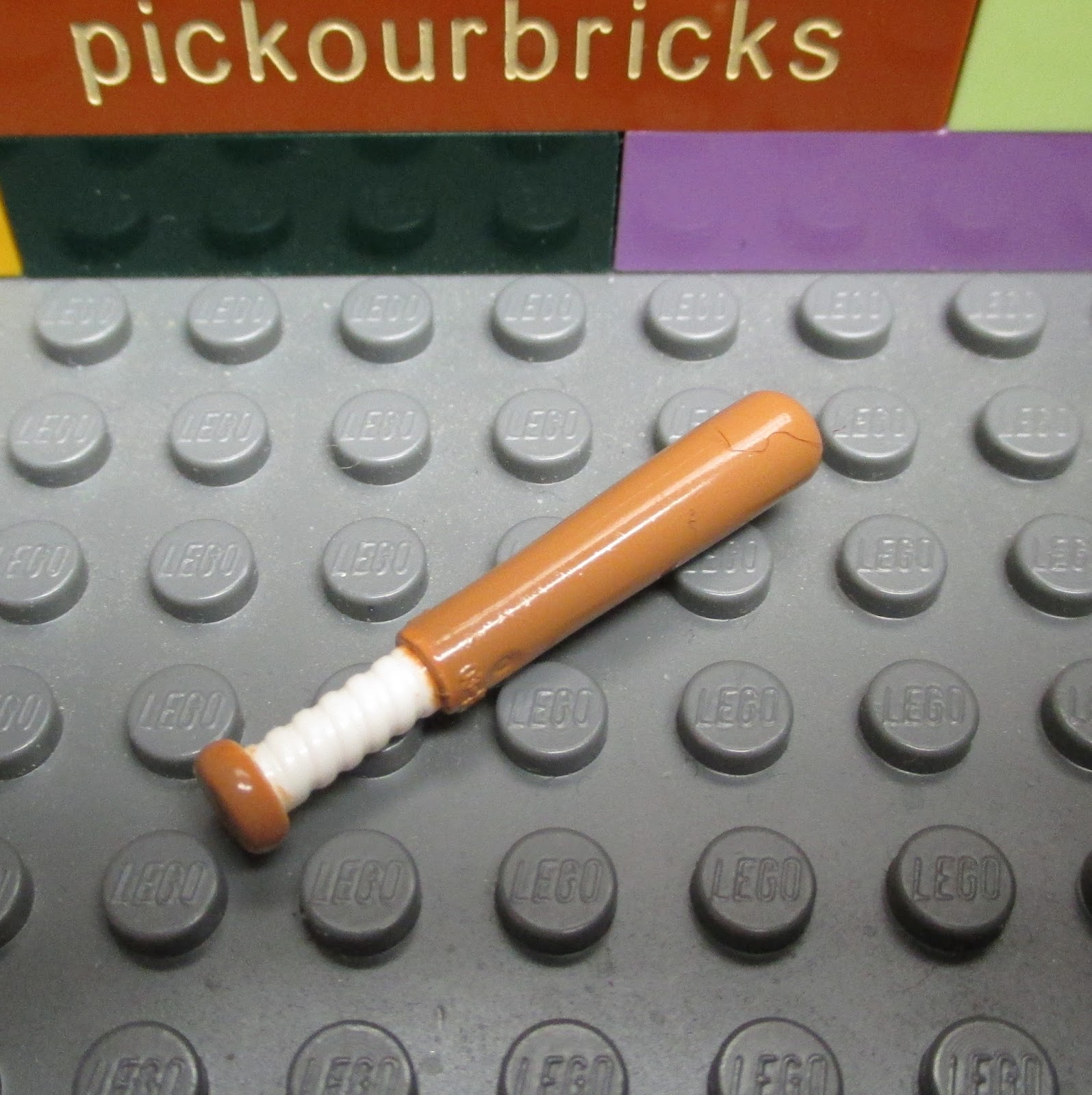 LEGO 17884 BASEBALL BAT Ø3.2 Shaftno.2 w/ White Handle Pattern for Minifigure