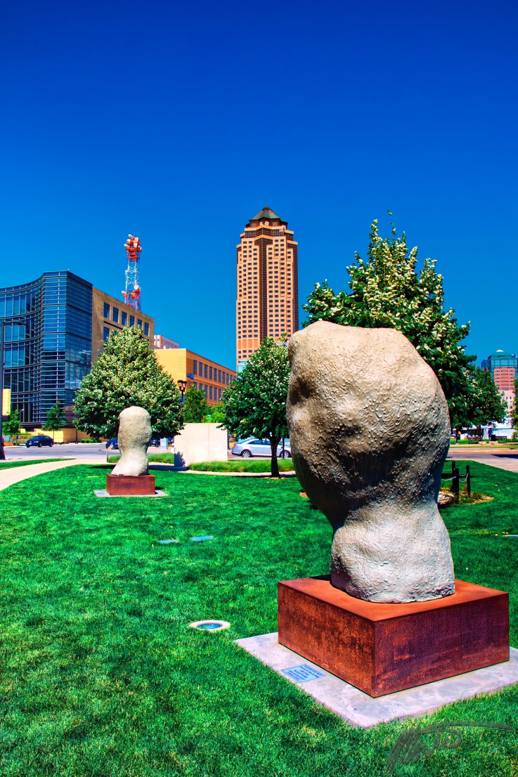 Monte's Creative Images Des Moines Sculpture Garden