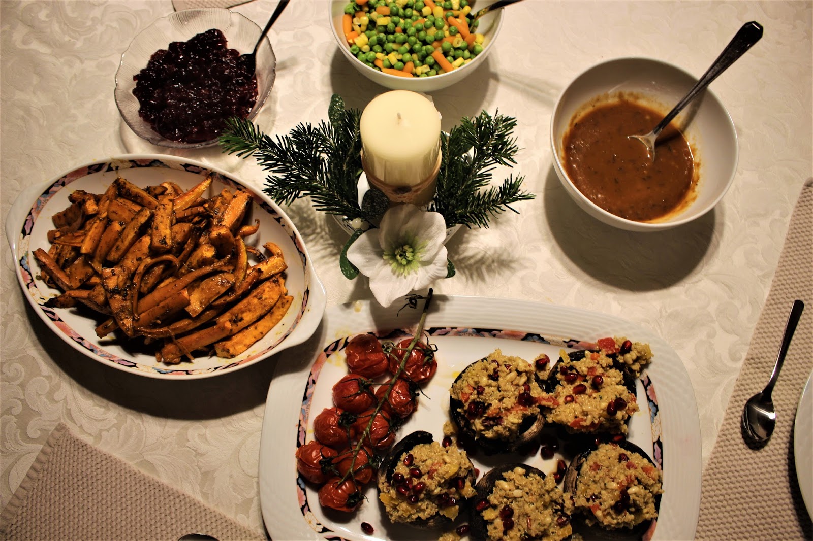 My Christmas Dinner 2016 - vegan, refined sugar-free Blogmas Day 21