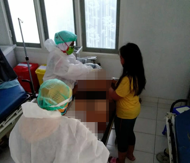 Warga Doyo Yang Asyik Rekreasi di Pantai Hoktekam Jatuh dan Meninggal Dunia Warga Doyo Yang Asyik Rekreasi di Pantai Hoktekam Jatuh dan Meninggal Dunia