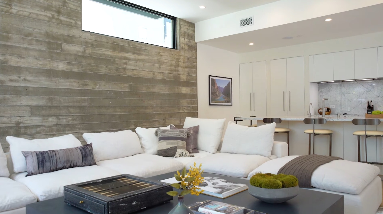 22 Photos vs. 812 HUNTLEY DR #105, West Hollywood CA vs. Luxury Home Interior Design Tour