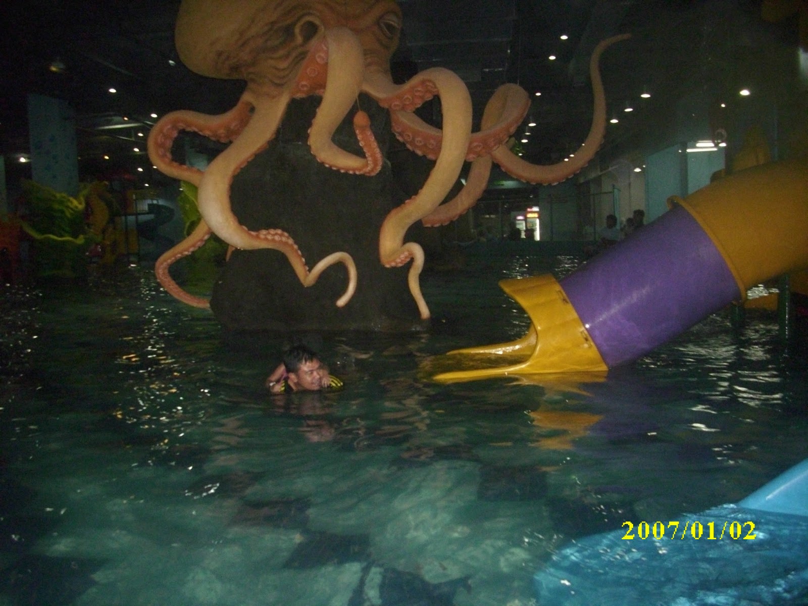 Tiram Indoor Water Park