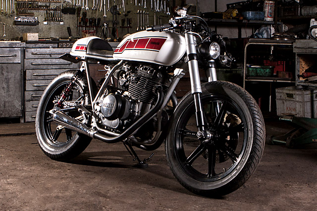 Yamaha XS400 độ Cafe Racer nhẹ nhàng cá tính Yamaha XS400 độ Cafe Racer nhẹ nhàng cá tính