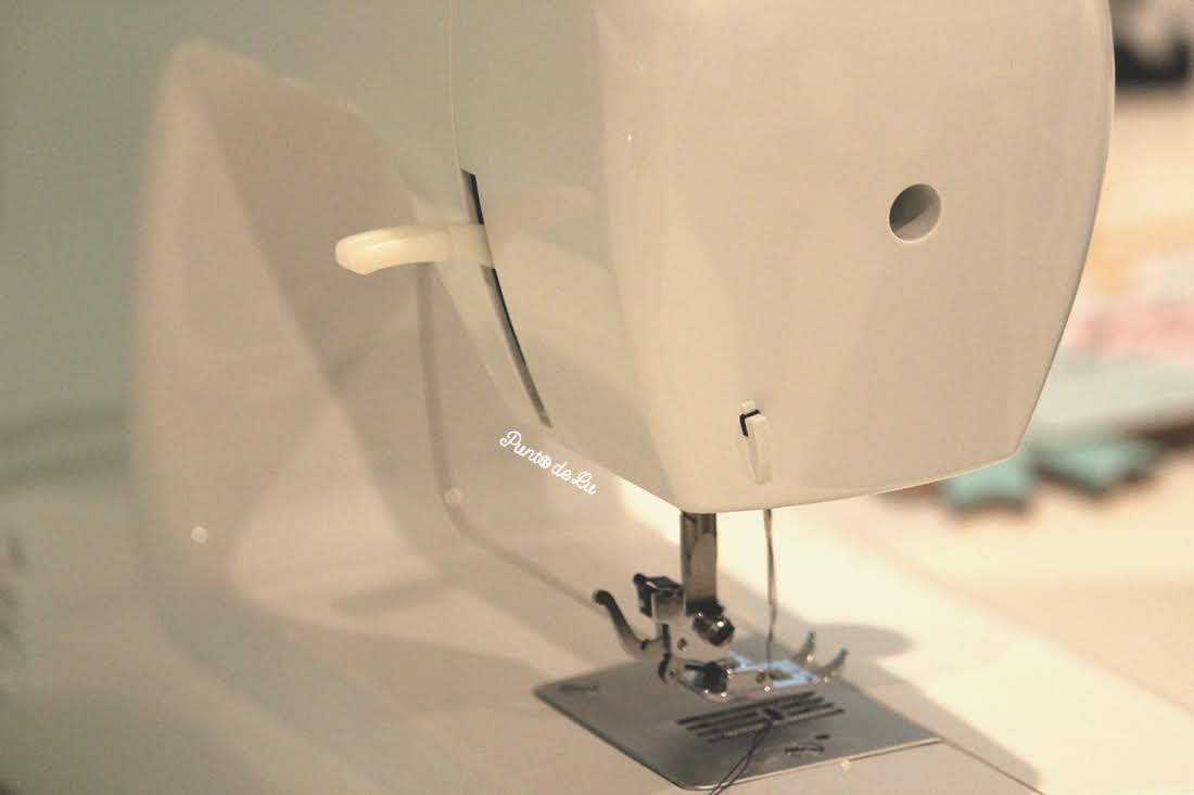 Máquina de coser, partes y funciones principales - Palanca elevadora del prensatelas