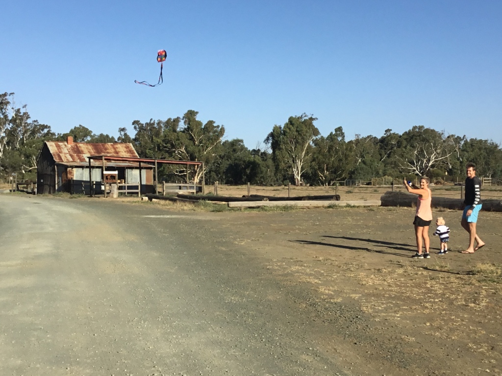 Robbiebago Adventures Free camping at the historic river town of Echuca