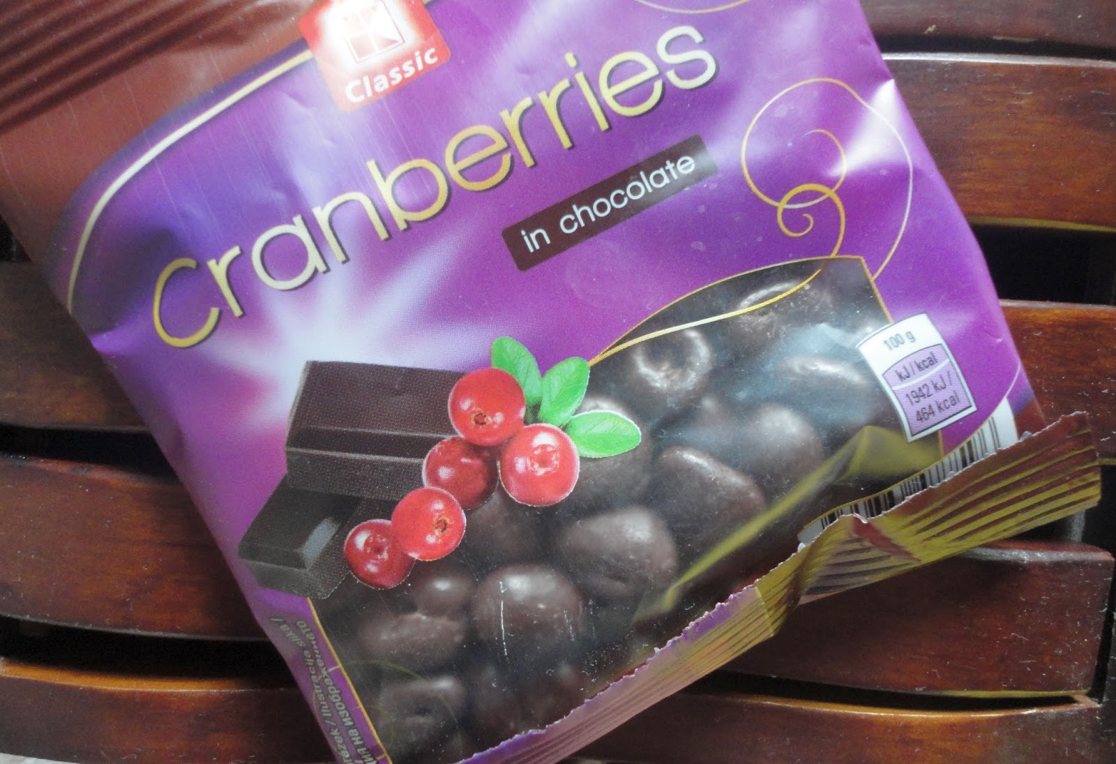 Cranberries in chocolate K-Classic - ШОКОЛАДИ