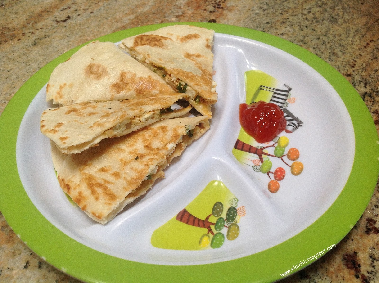 Elaichii Paneer Burji Quesadilla / Paneer Crumble Quesadilla