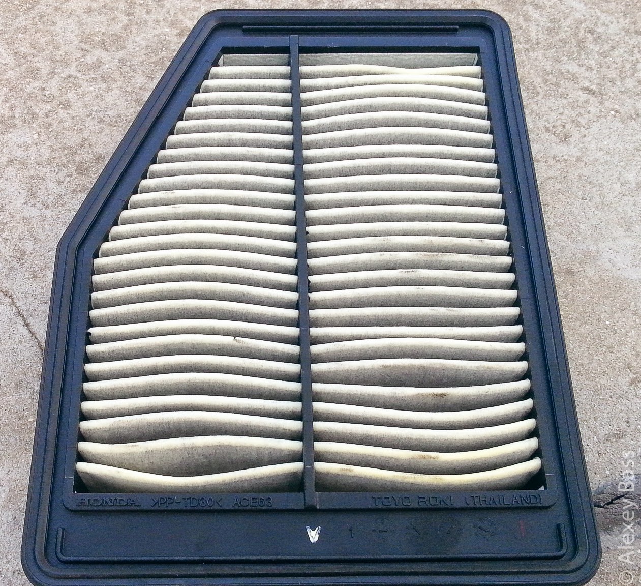 New Honda Civic Hatchback Mk9 2013: Air filter