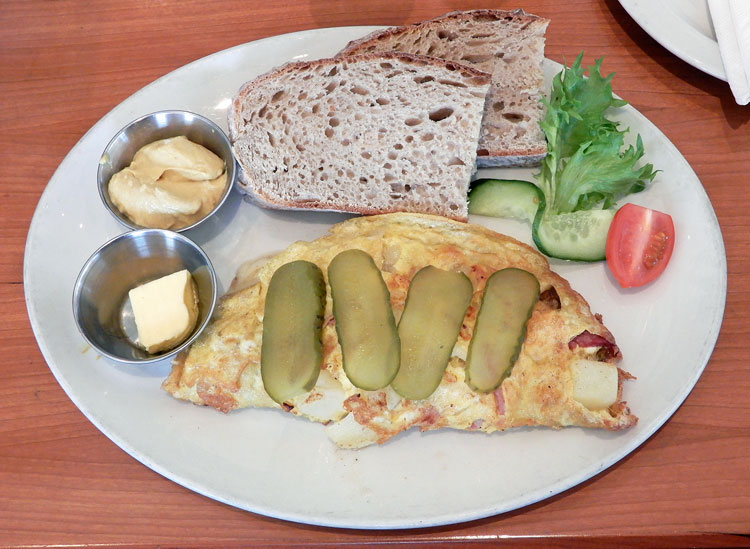 . Breakfast at Café ExtraBlatt, Green Point