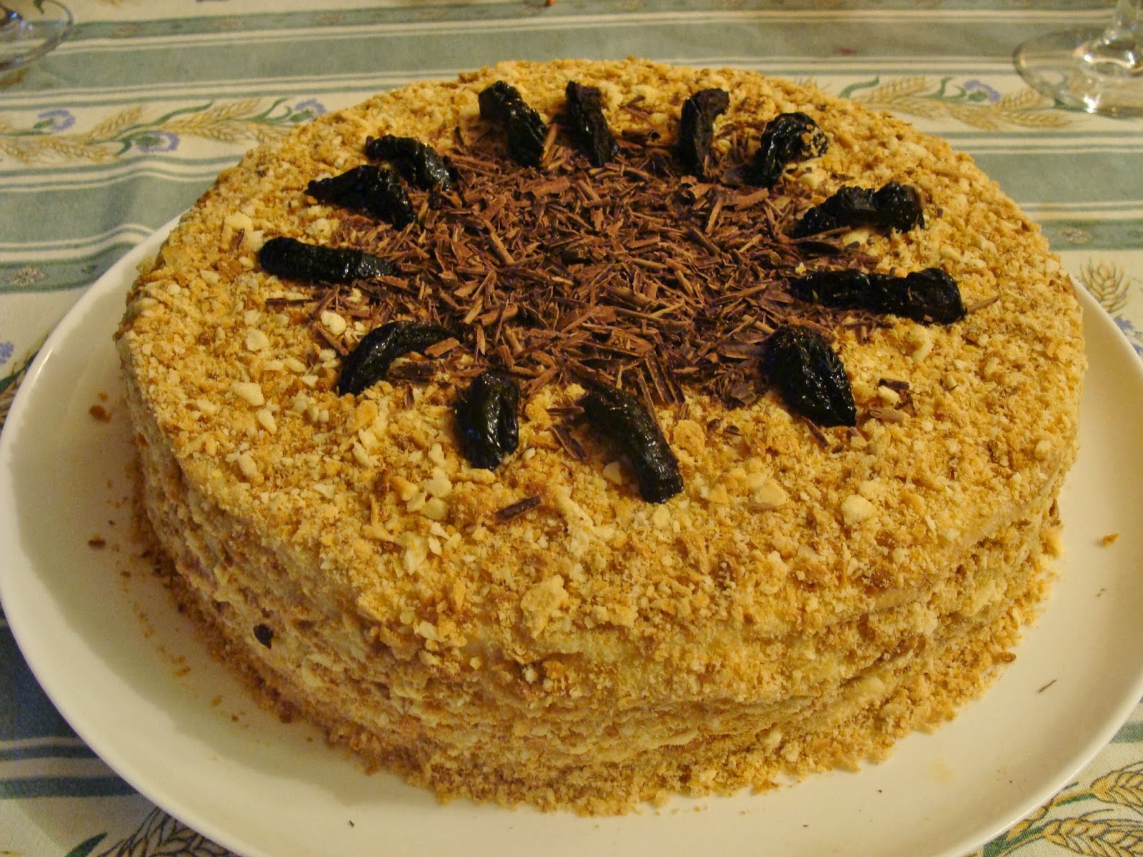 Шоколадный торт с черносливом, пошаговый рецепт на ккал, фото, ингредиенты - Оксана Смирнова