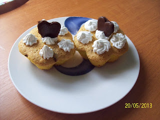 BRIOSE CU COCOS SI CIOCOLATA