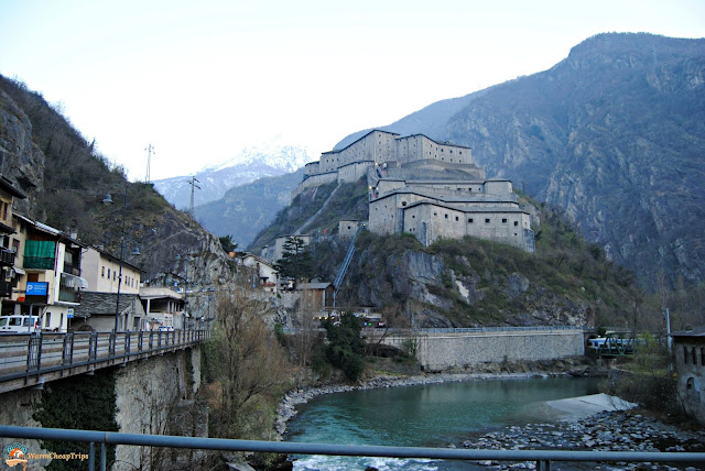 Castelli Valle d'Aosta, valle d'Aosta, castelli, Aosta, fenis, issogne, verres, forte di bard, castel savoia, castello di sarre, challant