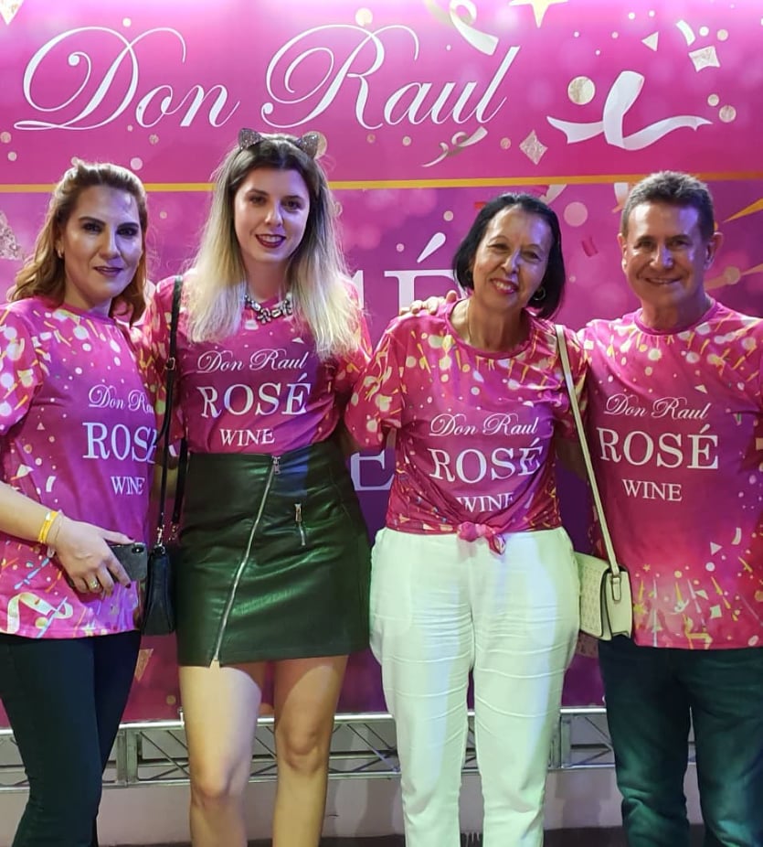 Momento Vinos Don Raul patrocinador do carnaval de São Paulo