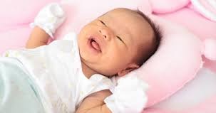 CARA PEMERIKSAAN FISIK BAYI YANG BARU LAHIR (MAKALAH KEBIDANAN) TUGAS