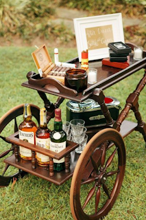 bar à whisky et cigares mariage d'hiver blog mariage www.unjourmonprinceviendra26.com