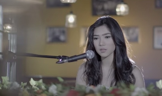 Lirik Lagu " Tetap Dalam Jiwa - Isyana Sarasvati " ~ Berjuta Lirik