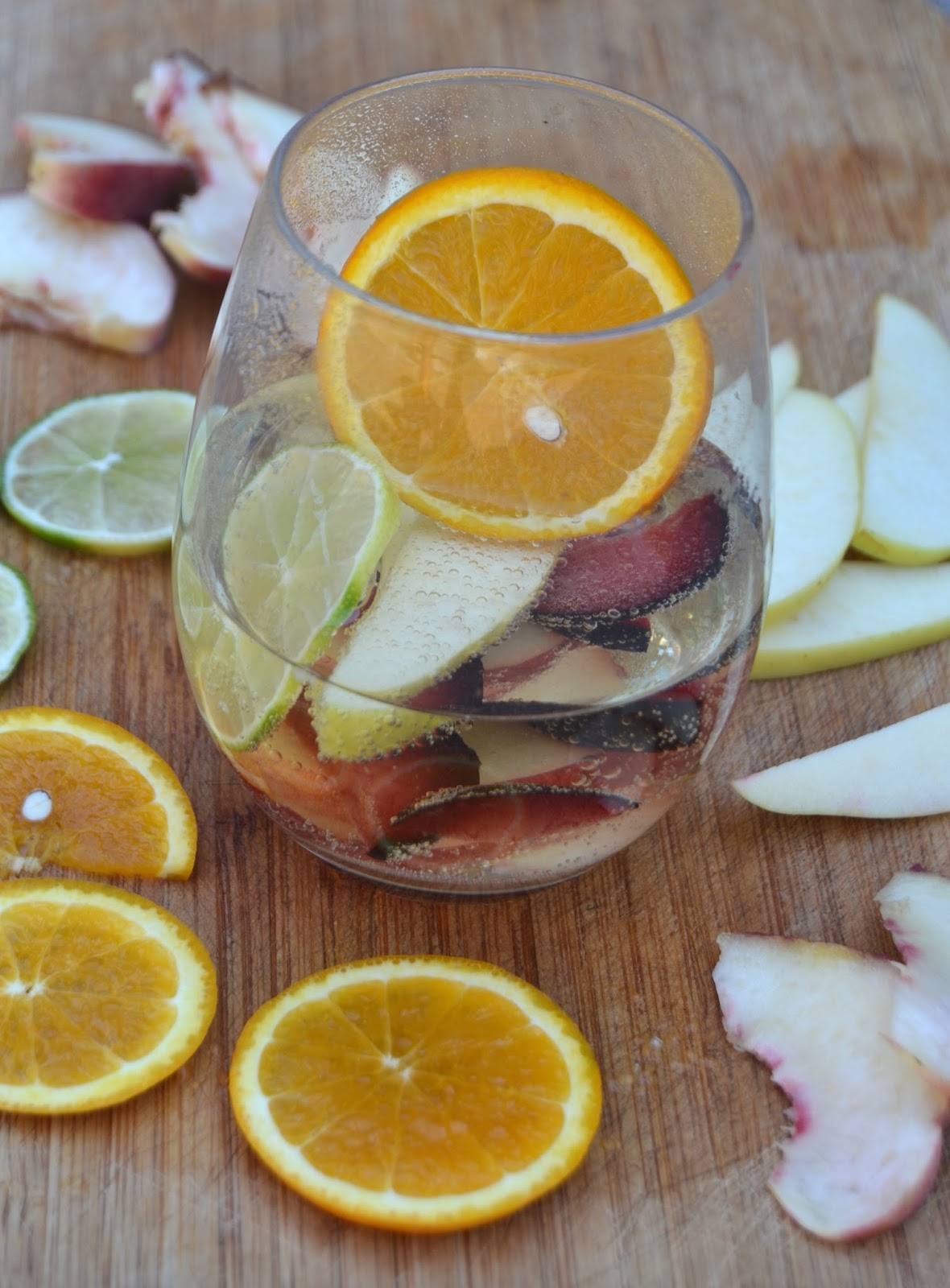 Simple White Sangria The Nutritionist Reviews