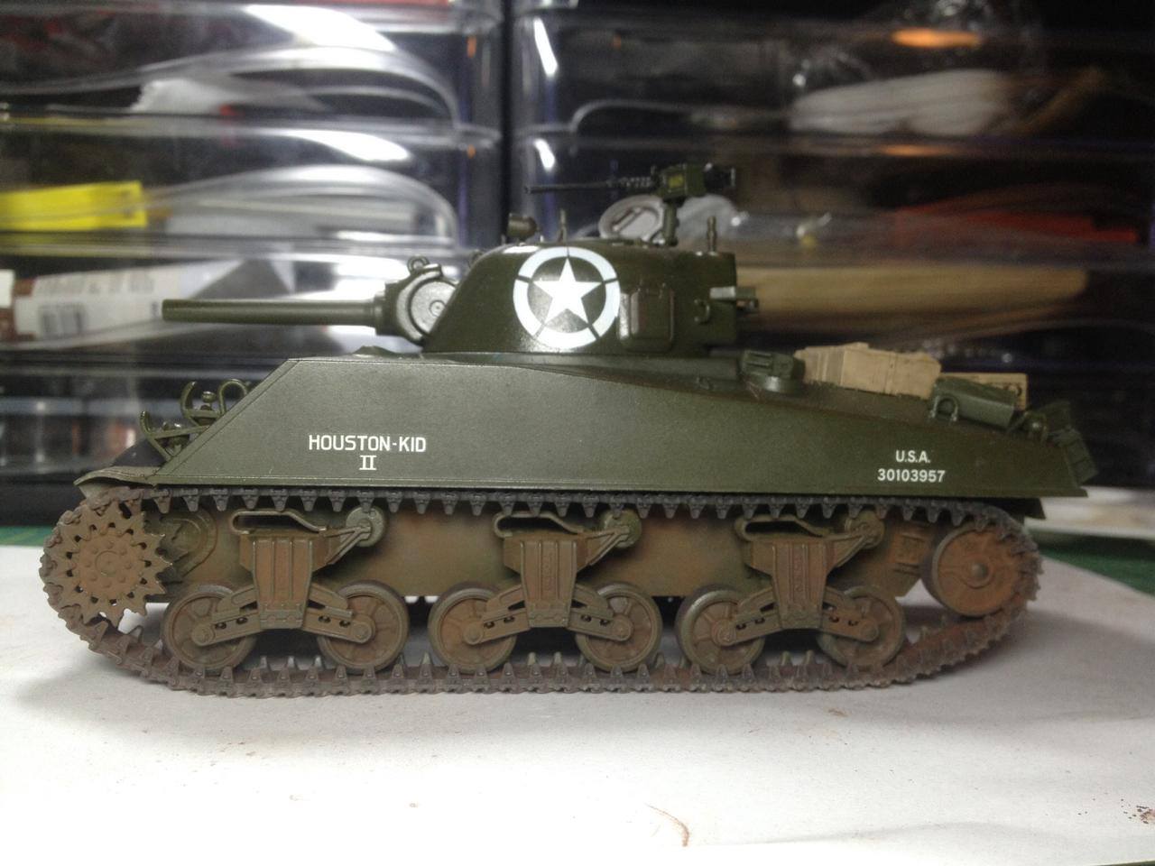 Dave's Model Reader's Build 1/35 Tamiya Sherman tank by