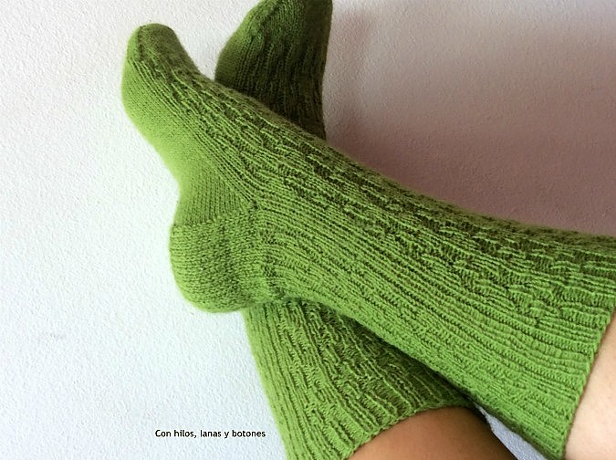 Con hilos, lanas y botones: Calcetines Corcair