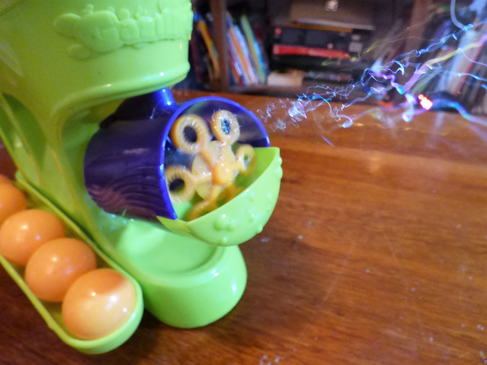 Chez Maximka Gazillion Bubble Pong Game