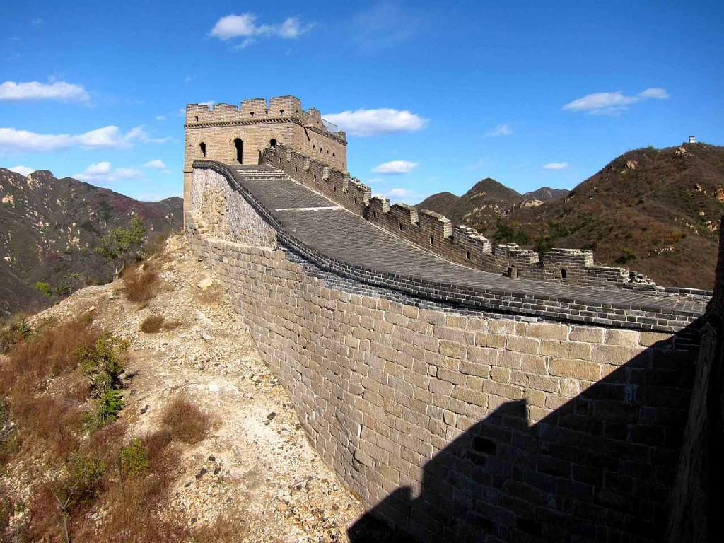 Строение китайской стены. Китай Великая китайская стена. Великая китайская стена в 1644. Великая китайская стена (Северный Китай). Великая китайская стена фортификационное сооружение.