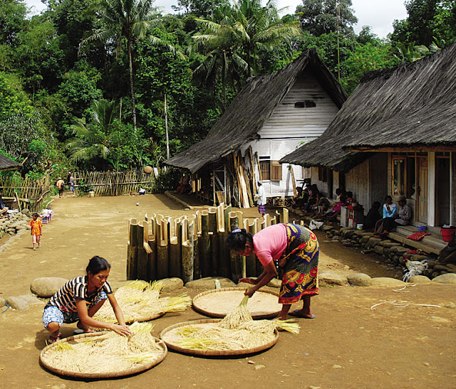 Kebudayaan di Kampung Naga Tasikmalaya | Kumeok Memeh Dipacok