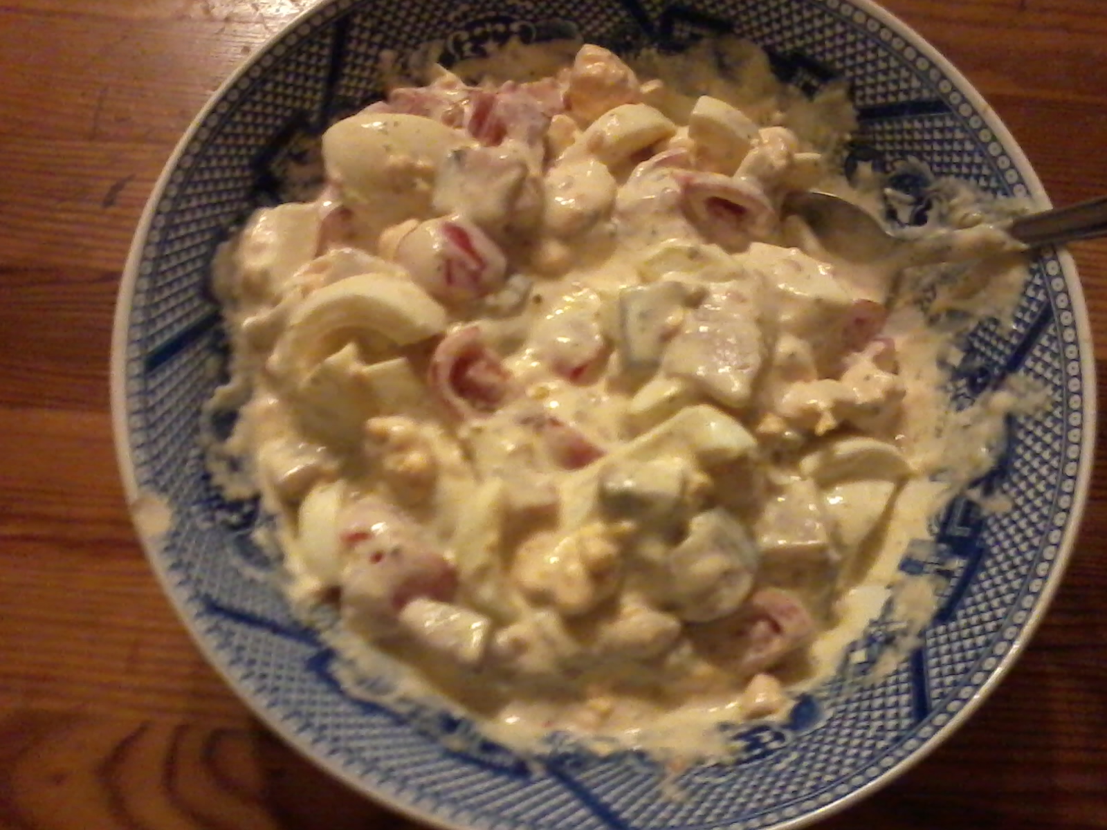 Hartz IV-Rezepte und bezahlbare Gesundheitstipps: Eier-Matjes-Salat mit ...