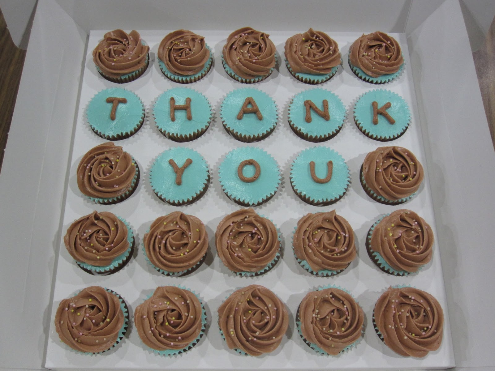 J's Cakes Simple "Thank You" Cupcakes
