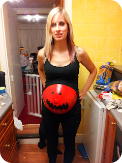 homemade halloween costume, homemade maternity, maternity halloween, painted baby bump, painting pregnant tummy