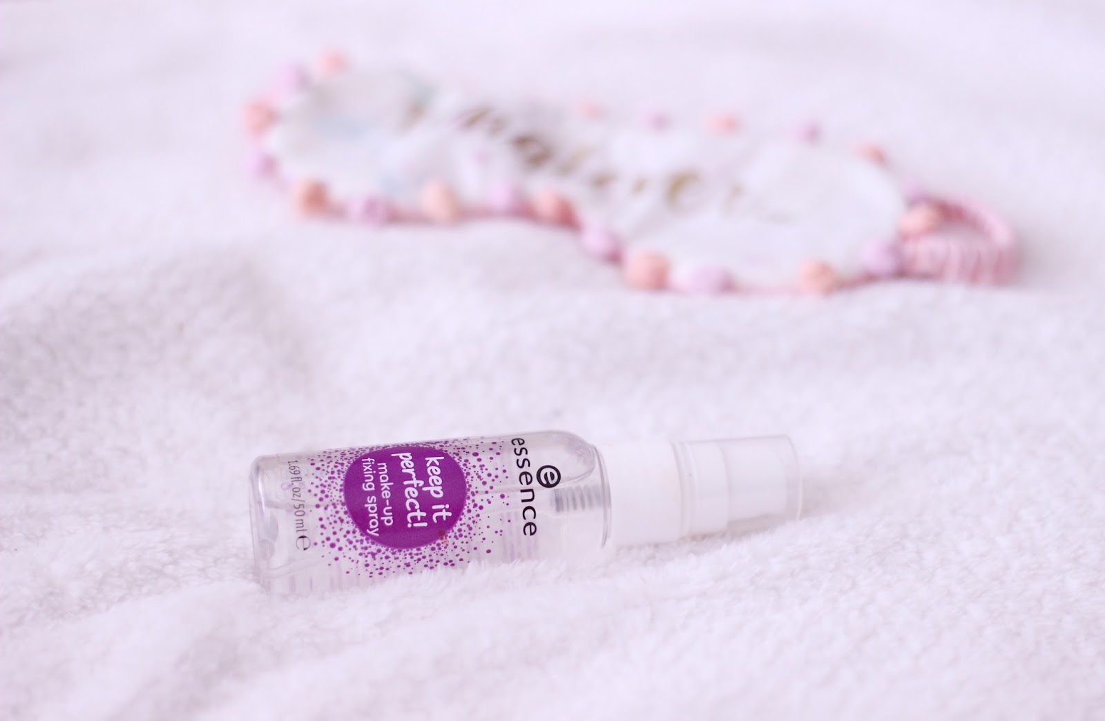 Essence Keep it perfect makeup fixing spray review simply stacey