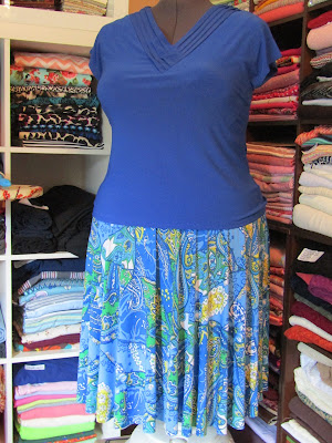 Ocean Blue Paisley ITY Knit Yoga Skirt www.sewplus.blogspot.com