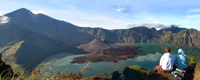 Plawangan Senaru crater rim altitude 2641 m of Mount Rinjani