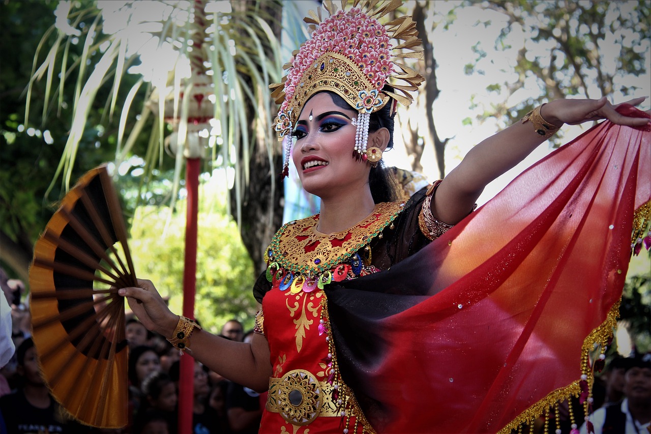 Everything you need to know about visiting Ubud in Bali in this one comprehensive guide! Read more to find out where to go, what to do, where to stay and where to eat!