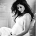 Sizzling Hot mommy Kareena Kapoor Khan's beauty is on peak now