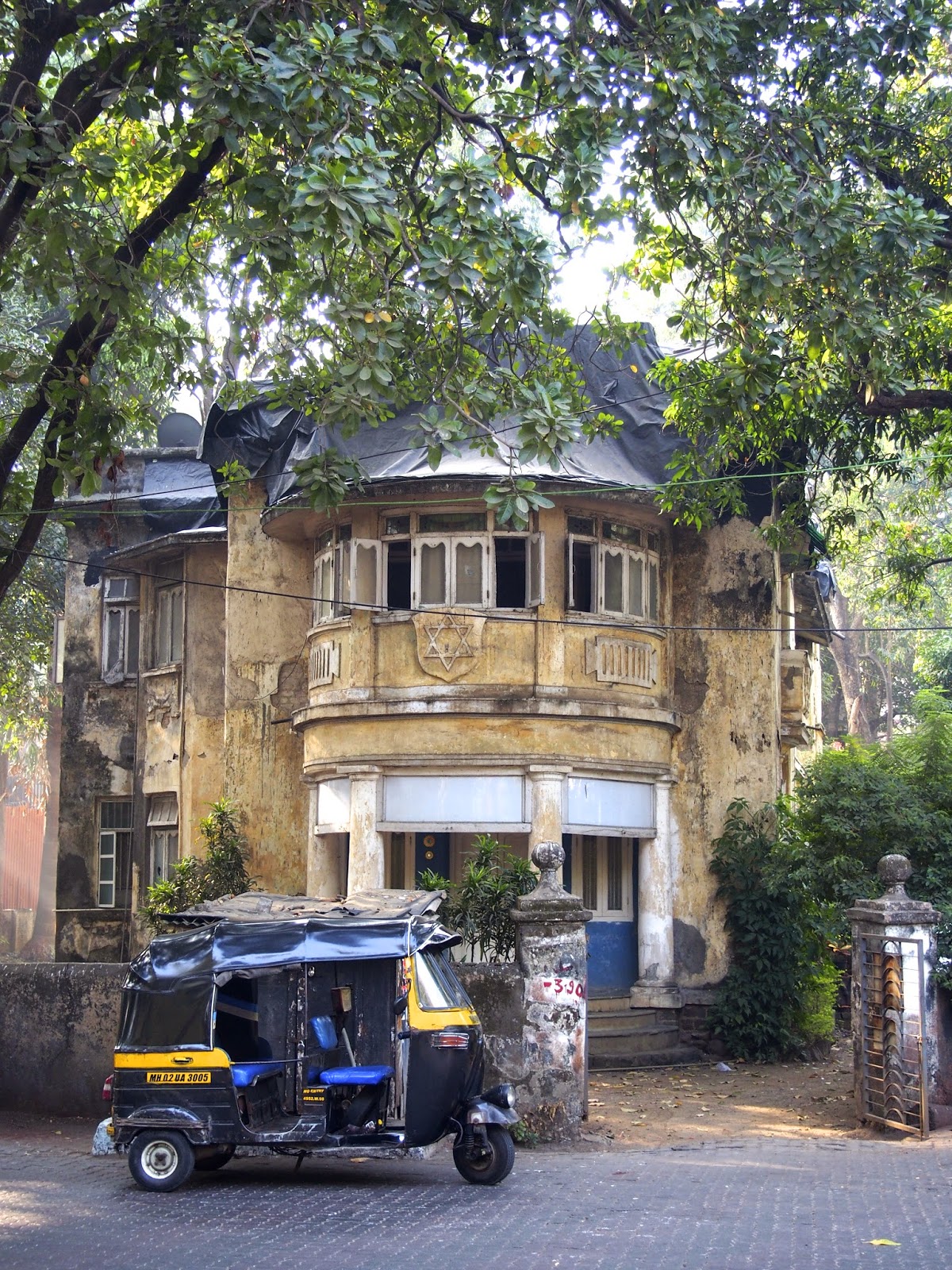 India: Bungalows of Bandra - Bombay's Vanishing Heritage | Minor Sights